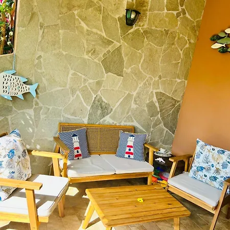 Casa La Thumbergia בית נופש קוסטה ריי